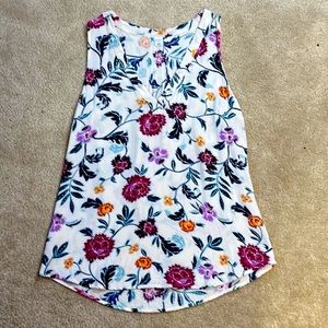 Like new floral blouse
